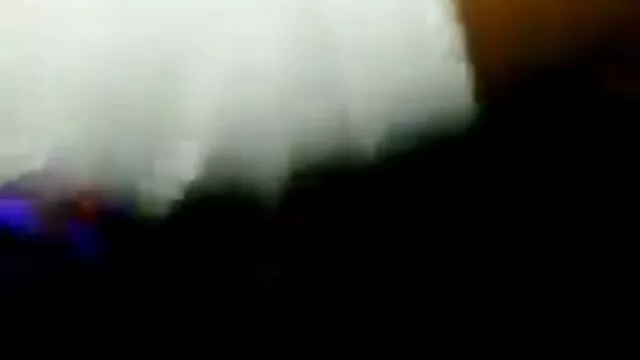 محل نادیا, بصورتی پایدار و محکم در نقطه سکس خوانندگان خارجی